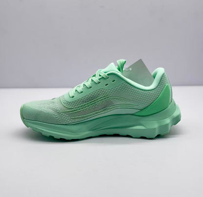 ALO running Light green shoes