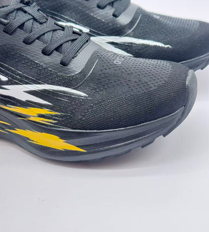 ALO running Blackyellow graffiti shoes