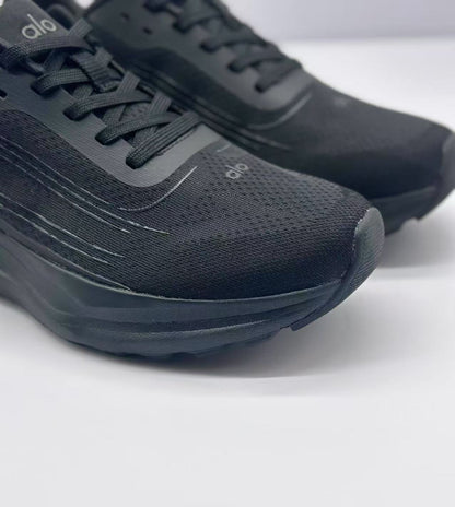 Alo Runner Black/Black