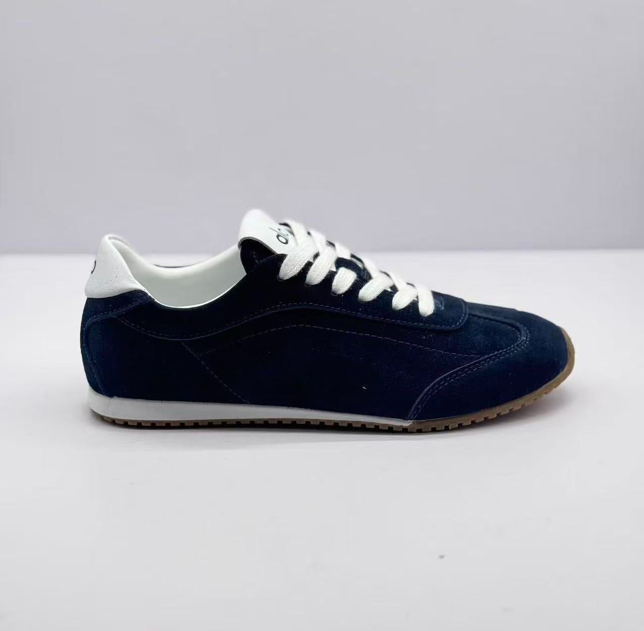 ALO Dark blue German training shoes