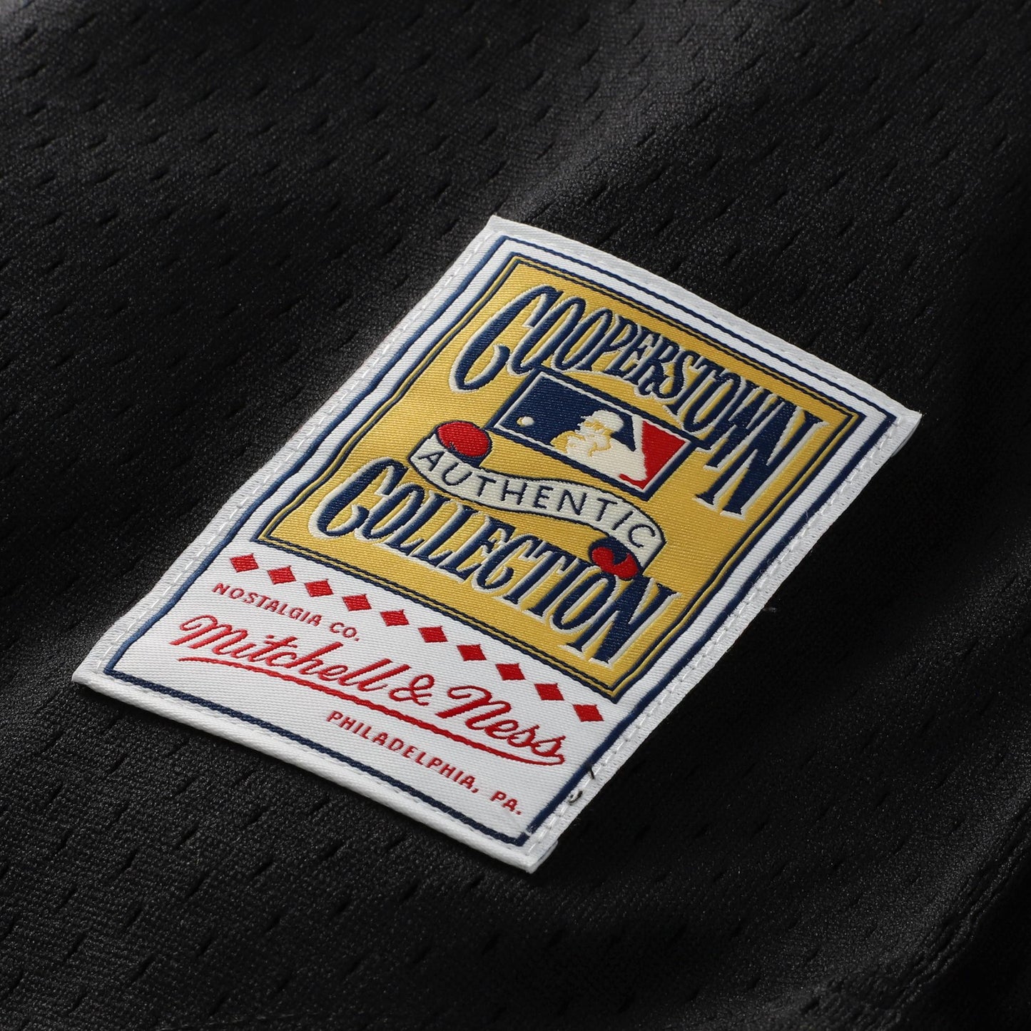 Barry Larkin Cincinnati Reds Mitchell &amp;amp; Ness Cooperstown Collection Mesh Batting Practice Button-Up Jersey - Black