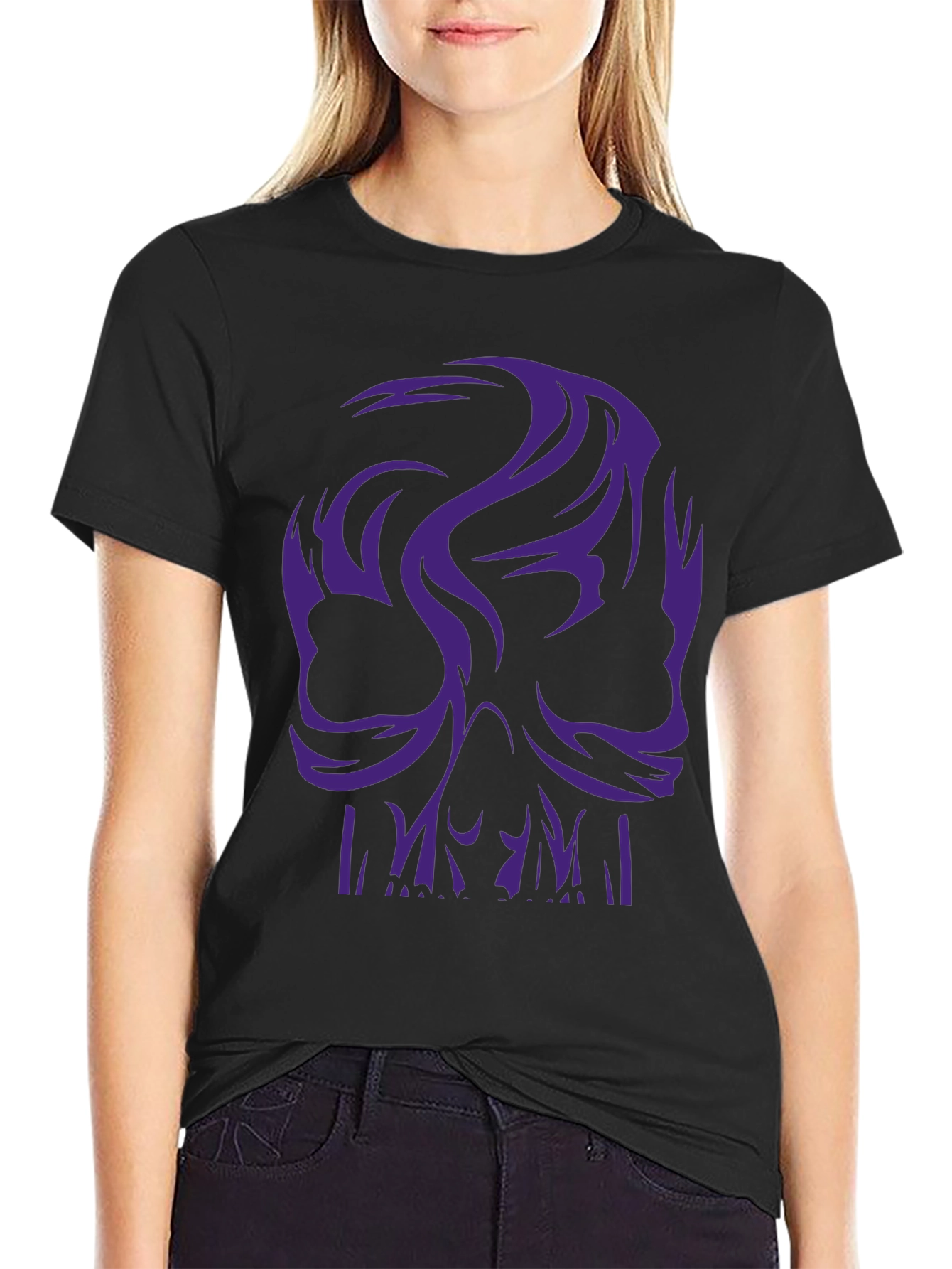 Skull Graphic Tee - Edgy Streetwear