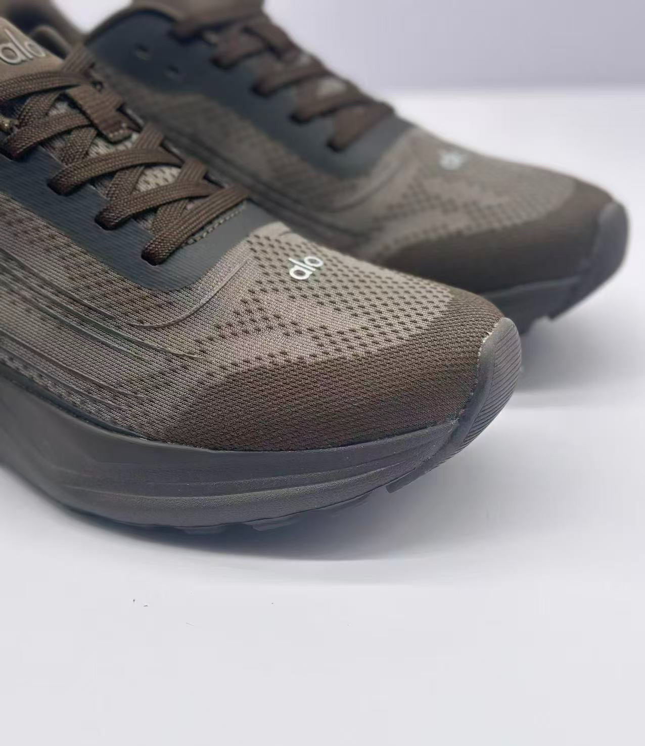ALO running Dark brown shoes