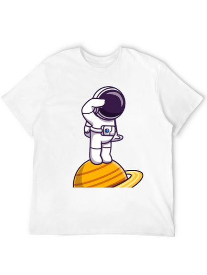 Astronaut on Saturn Graphic Tee